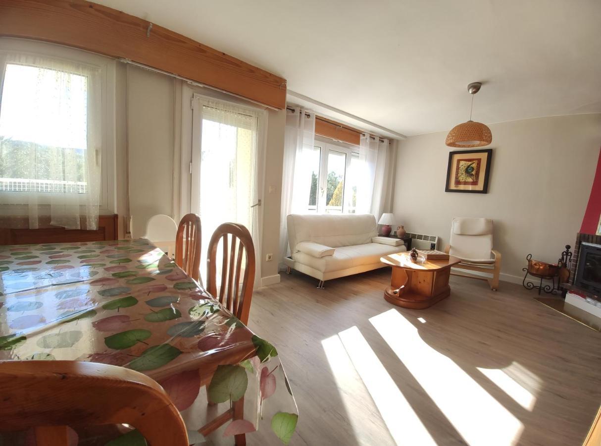 Gabardito 2 Apartment Villanua Luaran gambar